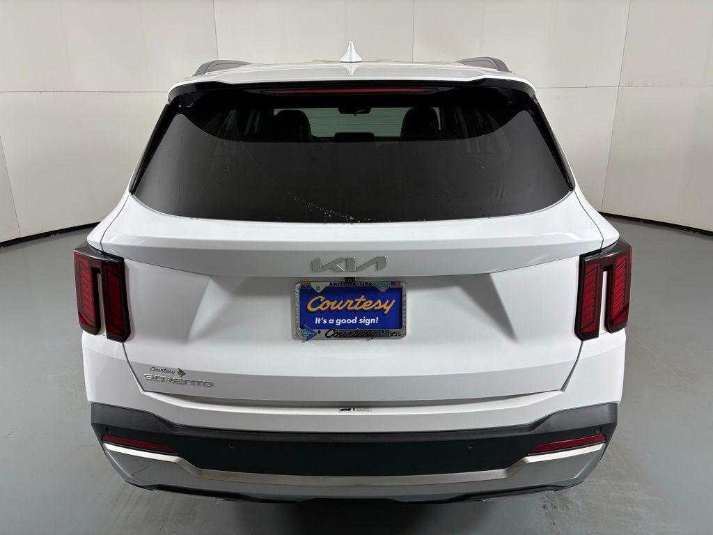 used 2024 Kia Sorento car, priced at $23,900