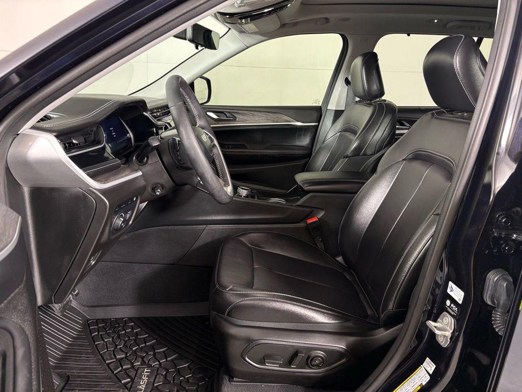 used 2024 Jeep Grand Cherokee 4xe car, priced at $27,900