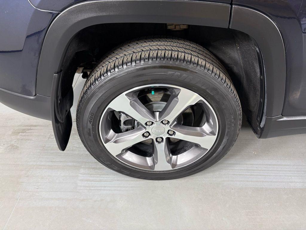 used 2024 Jeep Grand Cherokee 4xe car, priced at $27,900