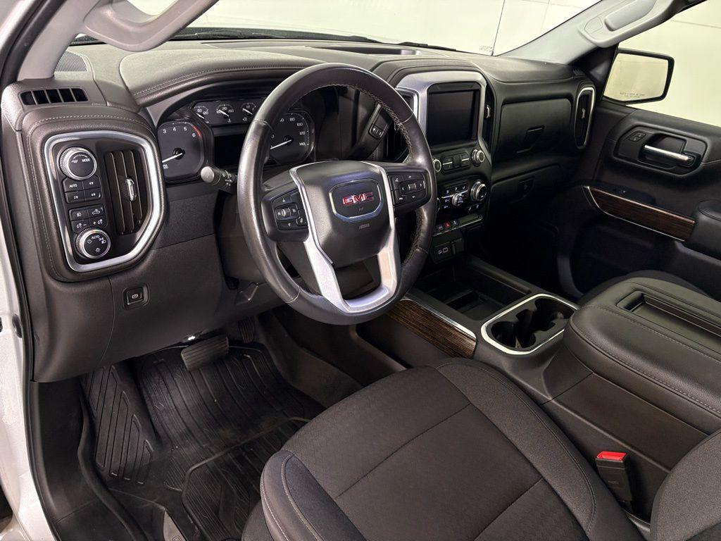 used 2022 GMC Sierra 1500 car, priced at $28,400