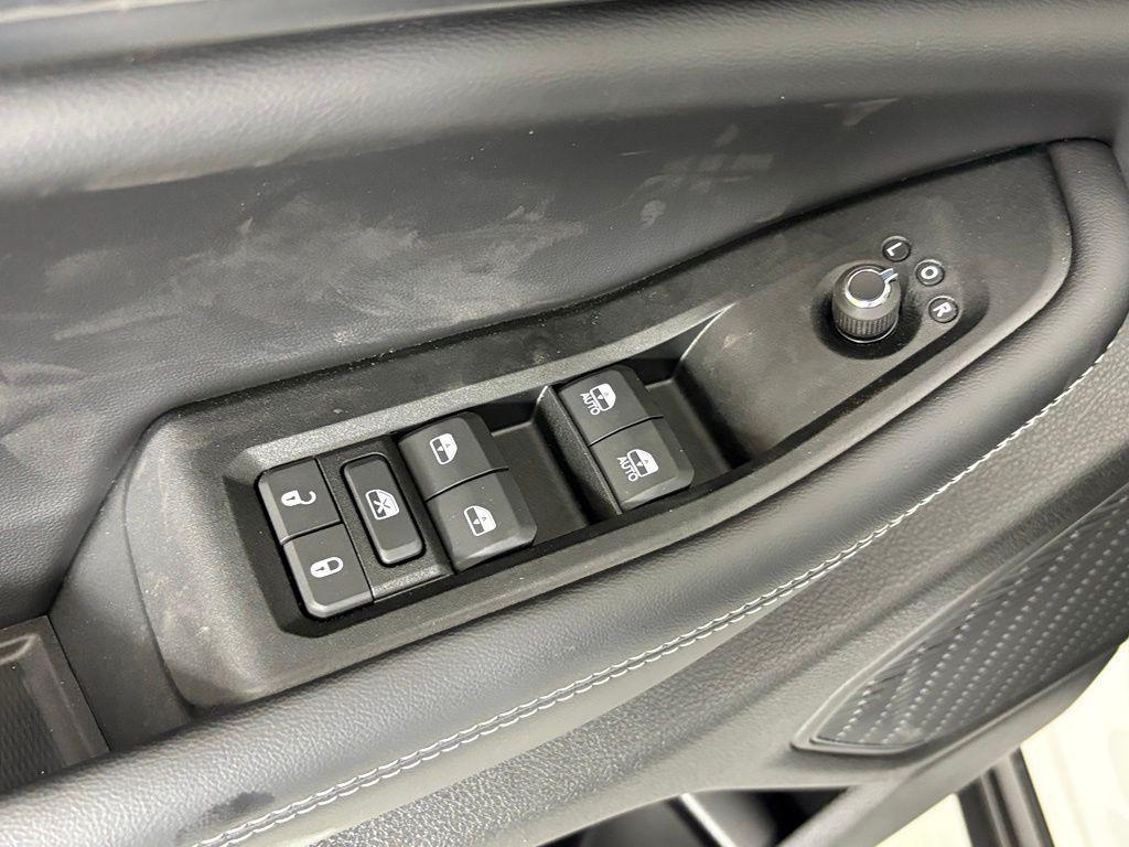 new 2026 Jeep Grand Cherokee L car, priced at $37,917