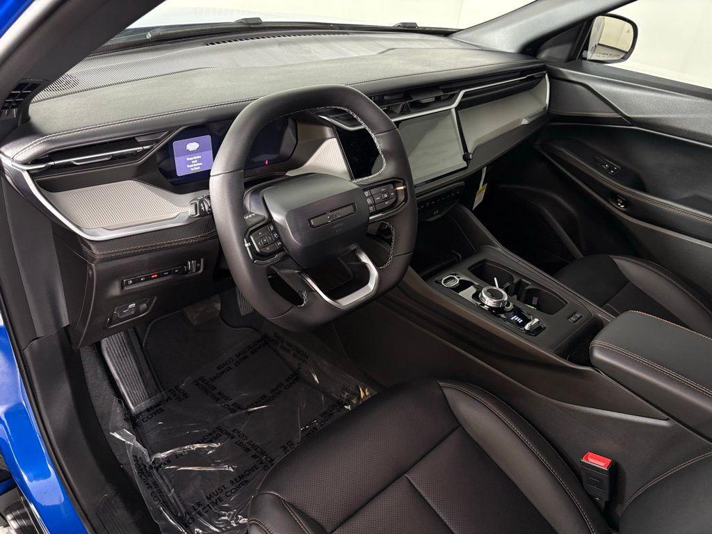 new 2026 Jeep Cherokee car, priced at $38,995