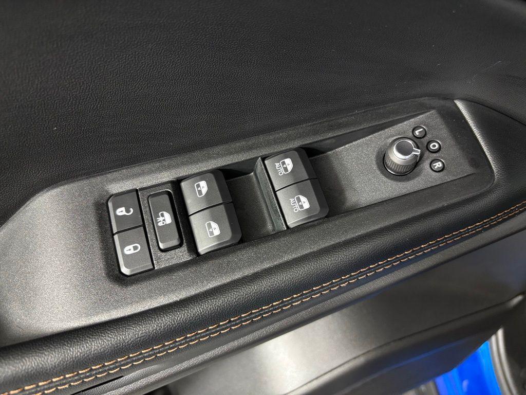 new 2026 Jeep Cherokee car, priced at $38,995