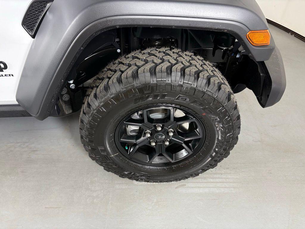 new 2026 Jeep Wrangler car, priced at $43,225