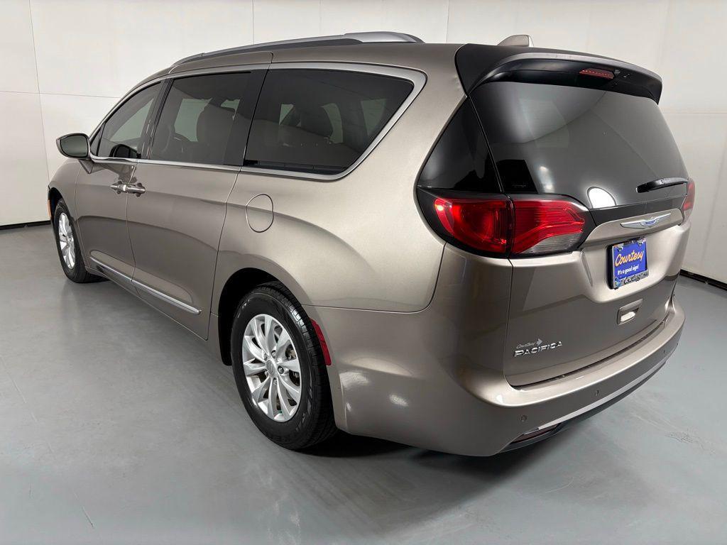 used 2018 Chrysler Pacifica car, priced at $13,900