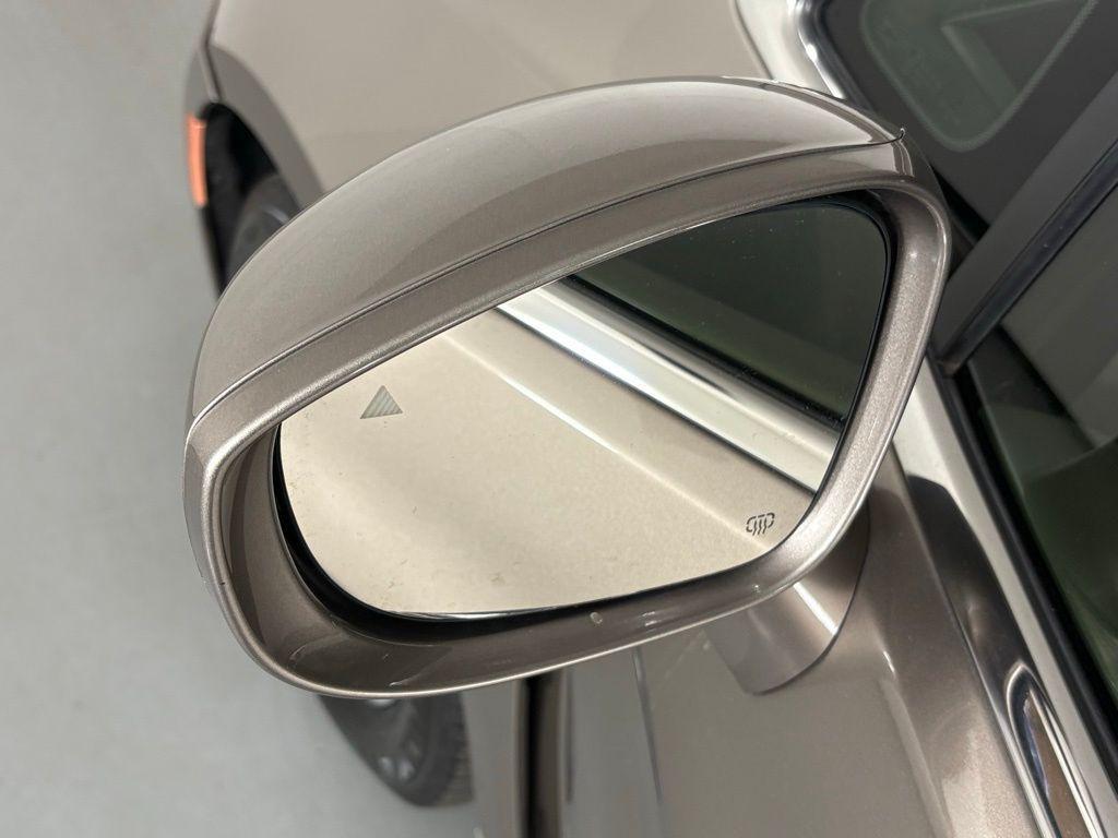 used 2018 Chrysler Pacifica car, priced at $13,900