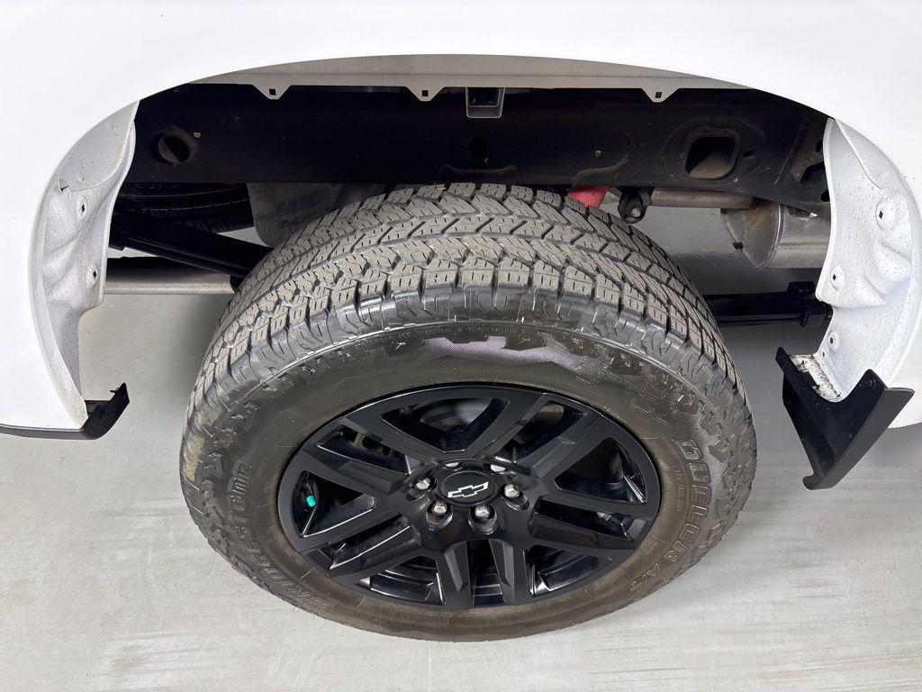 used 2024 Chevrolet Silverado 1500 car, priced at $42,900