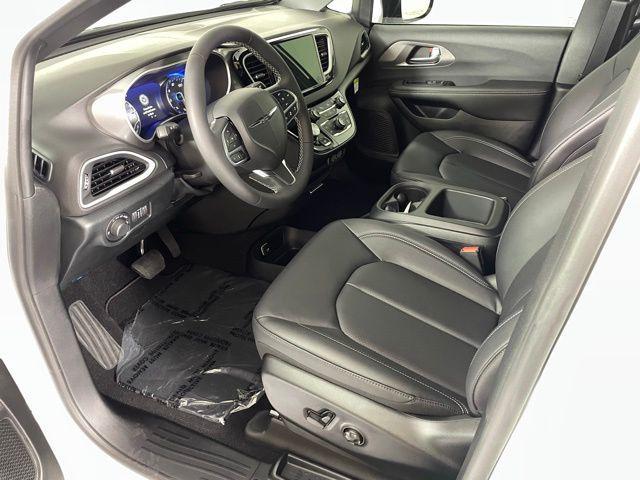 new 2025 Chrysler Voyager car, priced at $37,990