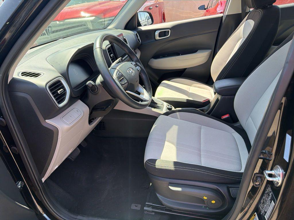 used 2025 Hyundai Venue car, priced at $21,000