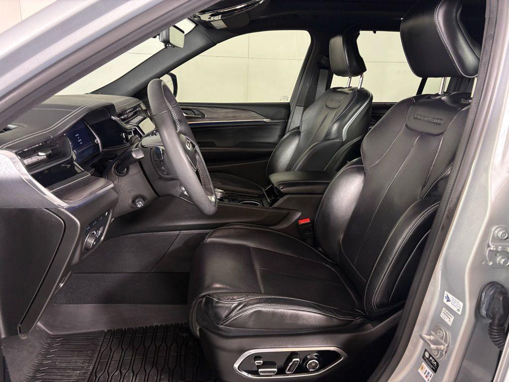 used 2022 Jeep Grand Cherokee 4xe car, priced at $27,600