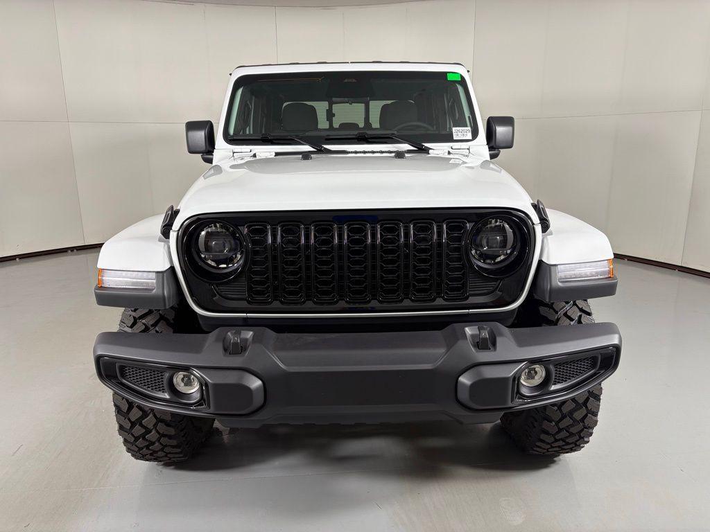 new 2026 Jeep Gladiator car, priced at $40,295