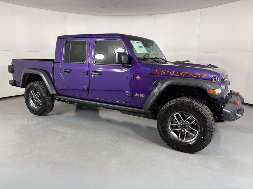 new 2026 Jeep Gladiator car, priced at $46,918