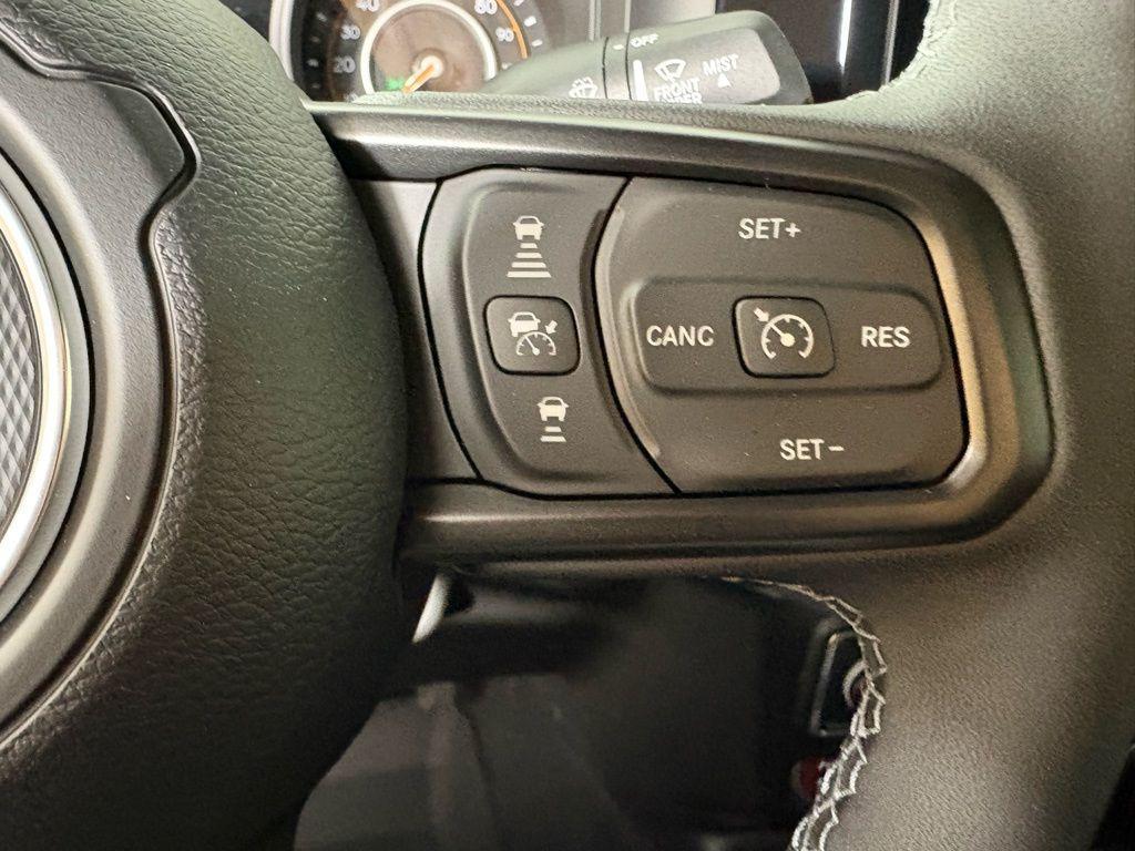 new 2026 Jeep Gladiator car, priced at $46,918
