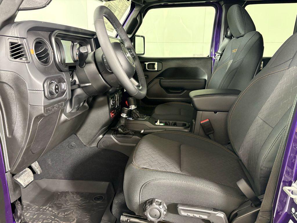 new 2026 Jeep Gladiator car, priced at $46,918