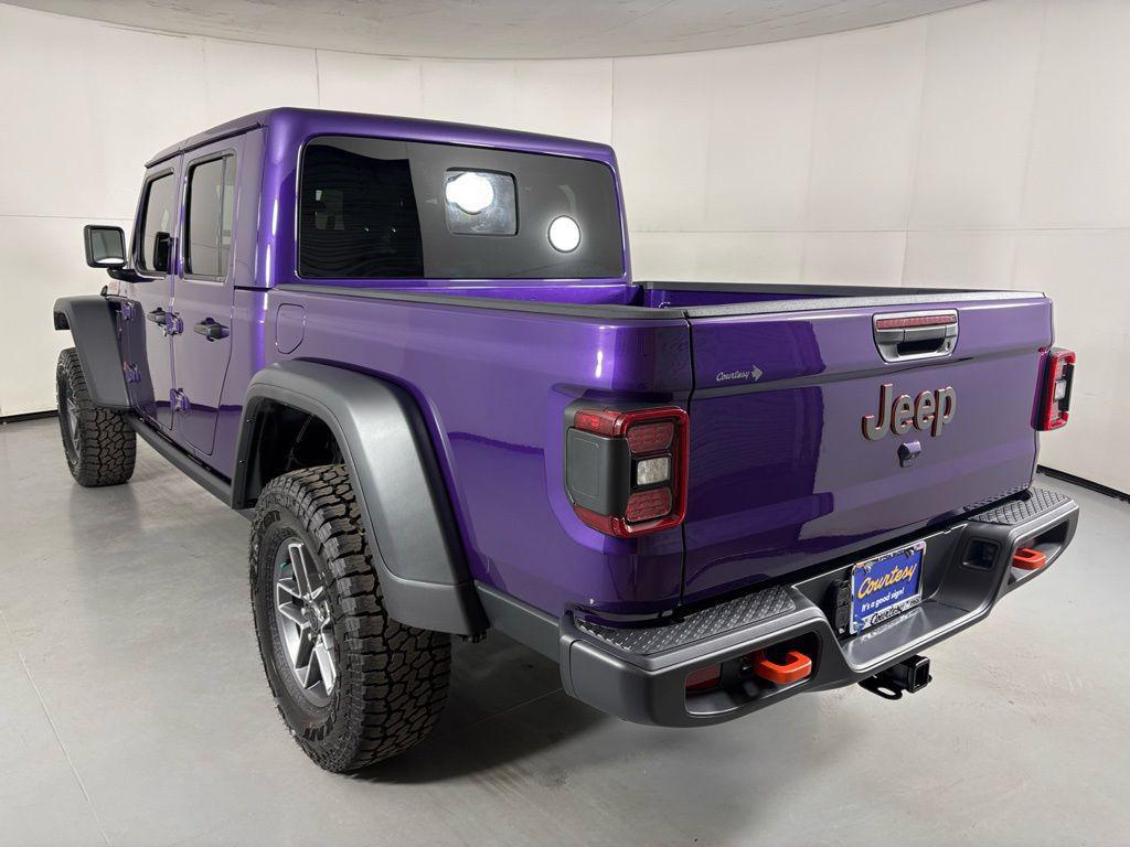 new 2026 Jeep Gladiator car, priced at $46,918