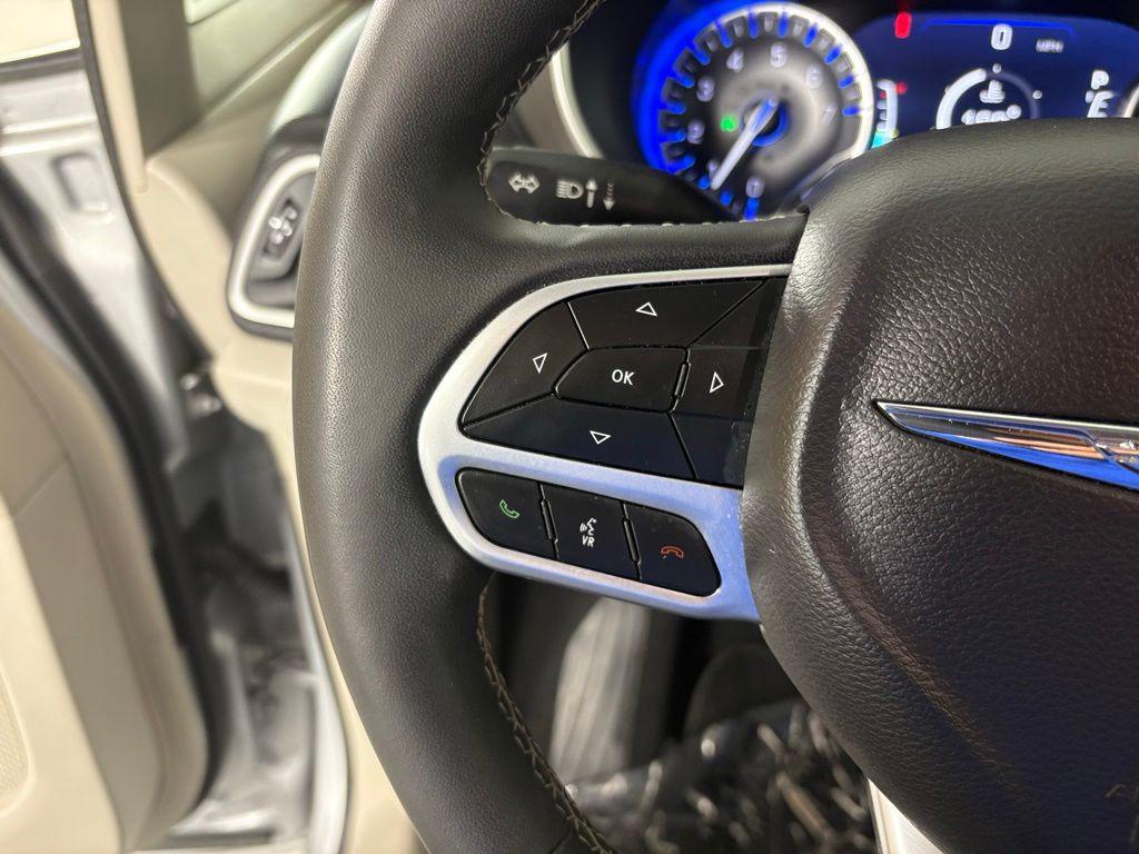 used 2024 Chrysler Pacifica car, priced at $25,099