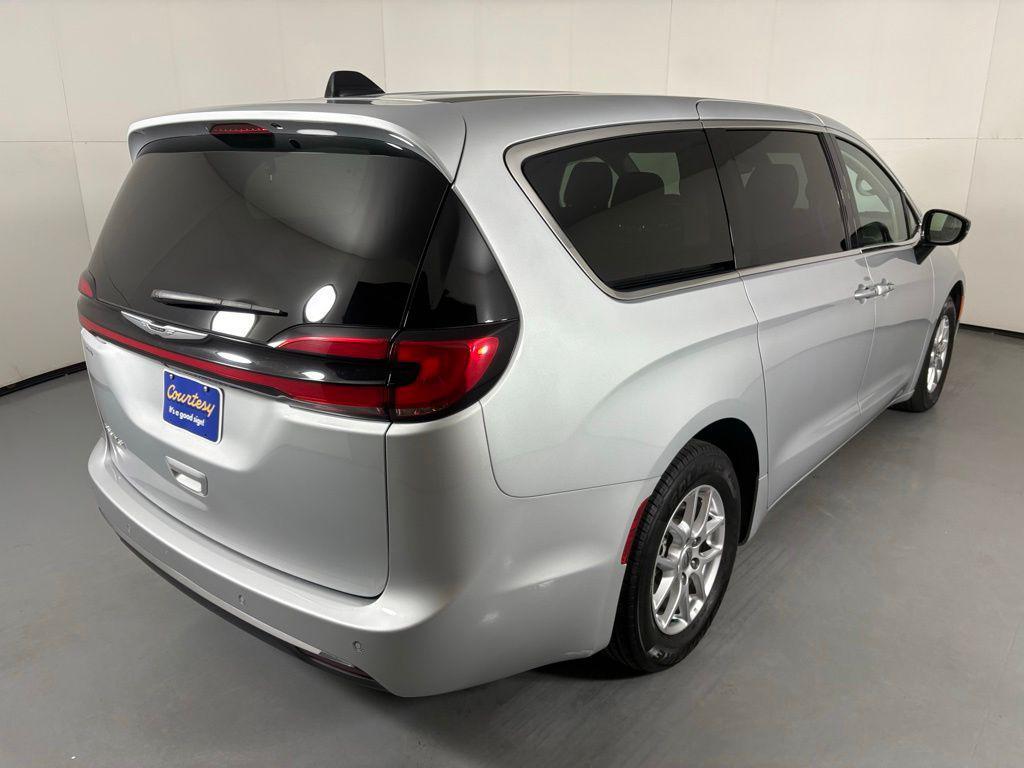used 2024 Chrysler Pacifica car, priced at $25,099