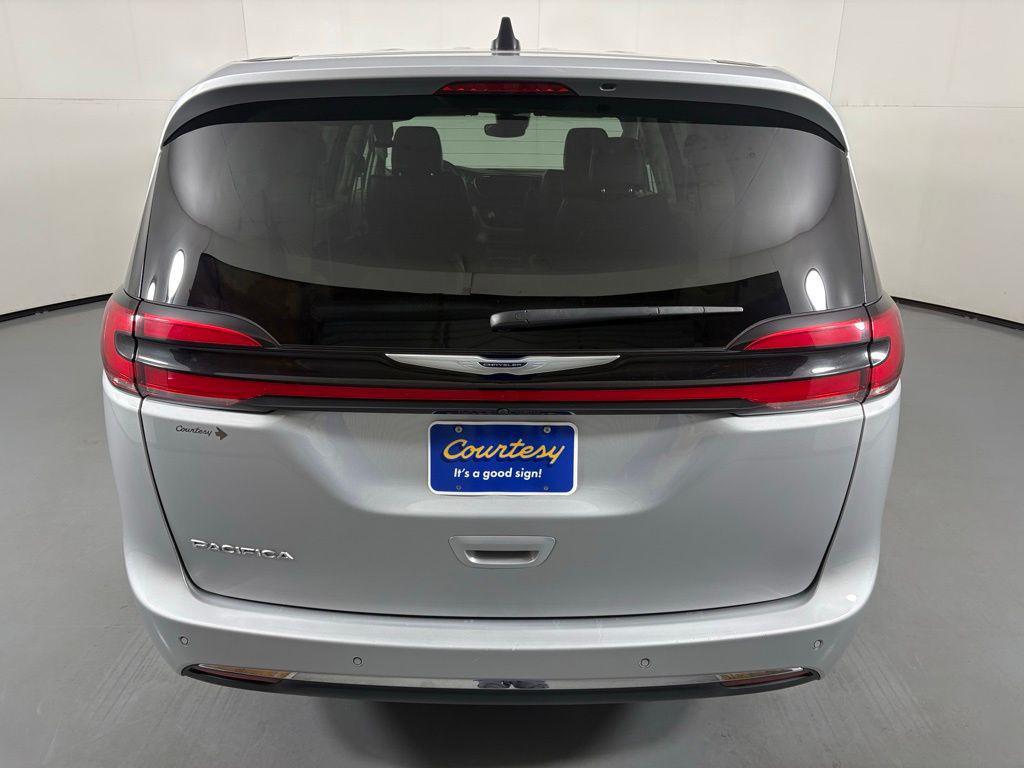 used 2024 Chrysler Pacifica car, priced at $25,099