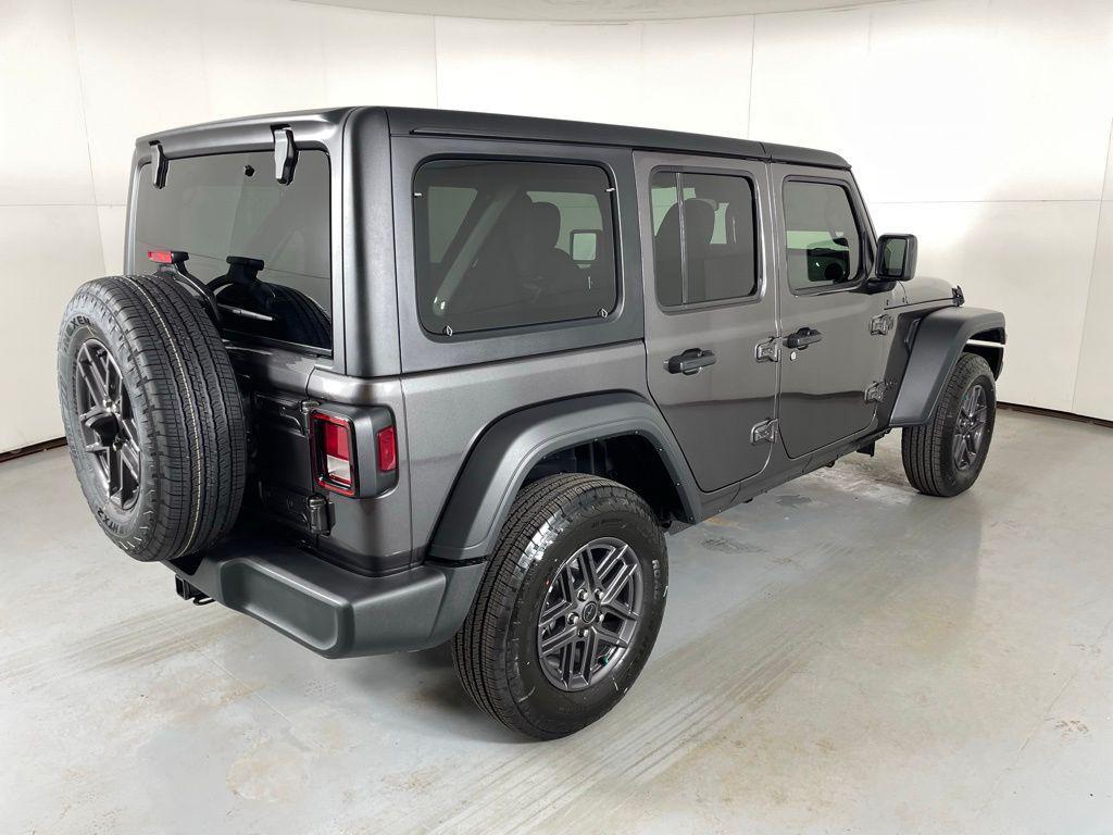 new 2025 Jeep Wrangler car, priced at $42,500