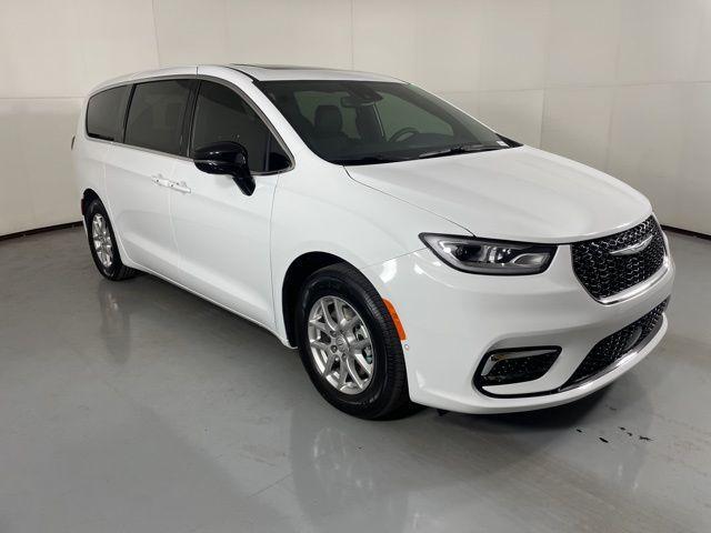 new 2026 Chrysler Pacifica car, priced at $37,330