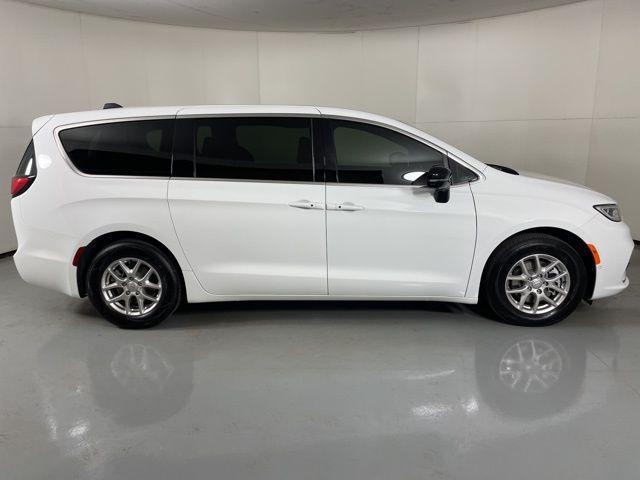 new 2026 Chrysler Pacifica car, priced at $37,330