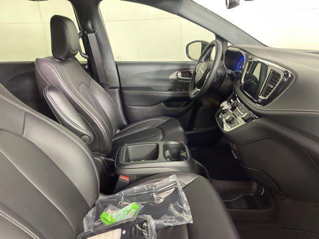 new 2026 Chrysler Pacifica car, priced at $37,330