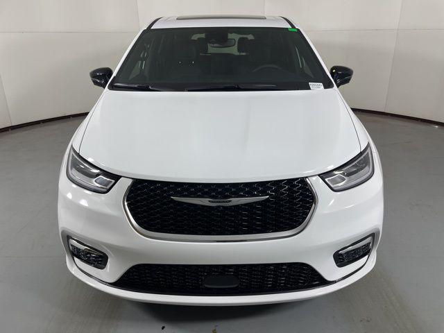 new 2026 Chrysler Pacifica car, priced at $37,330