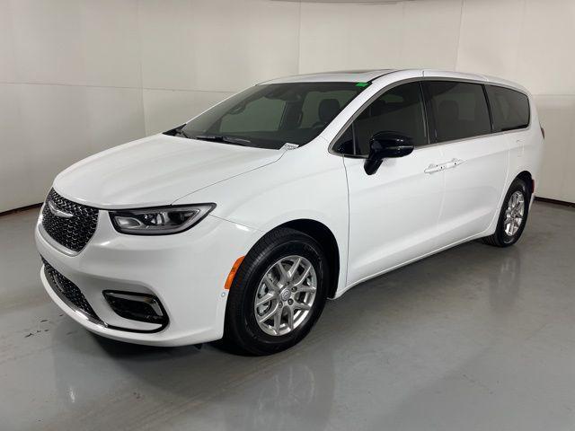new 2026 Chrysler Pacifica car, priced at $37,330