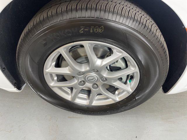 new 2026 Chrysler Pacifica car, priced at $37,330