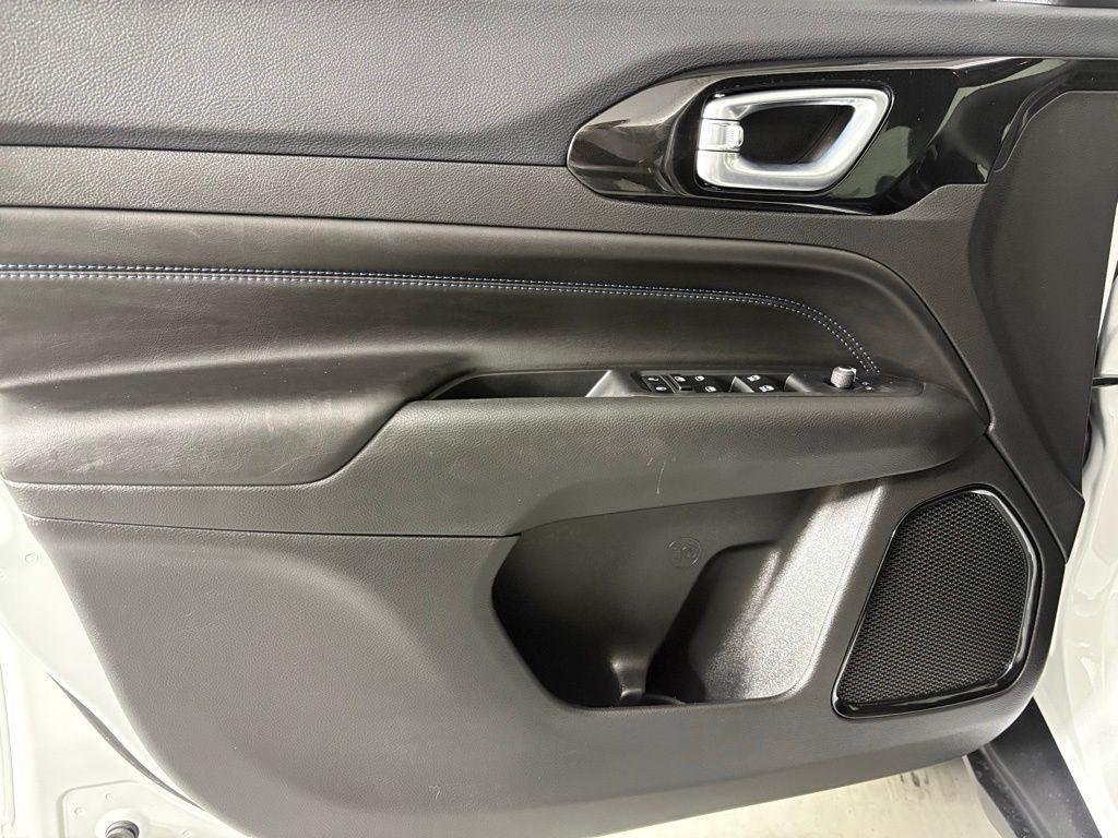 new 2026 Jeep Compass car, priced at $26,485