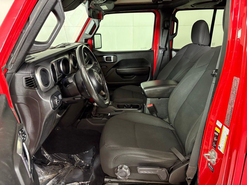 used 2023 Jeep Gladiator car, priced at $25,900