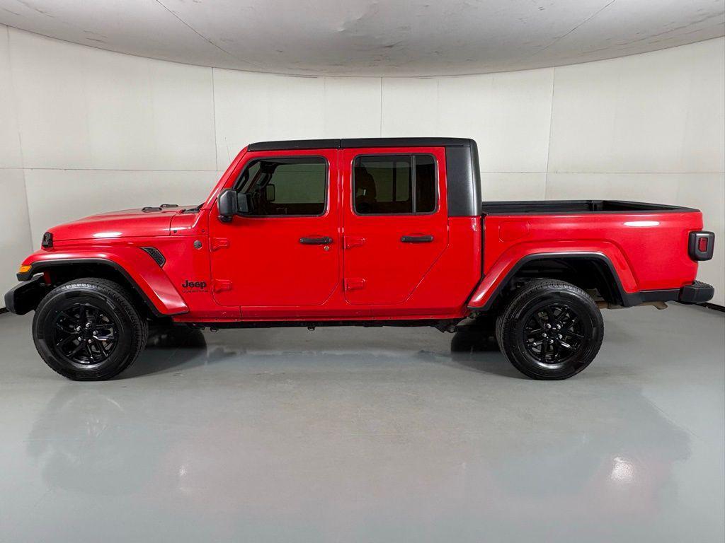 used 2023 Jeep Gladiator car, priced at $25,900