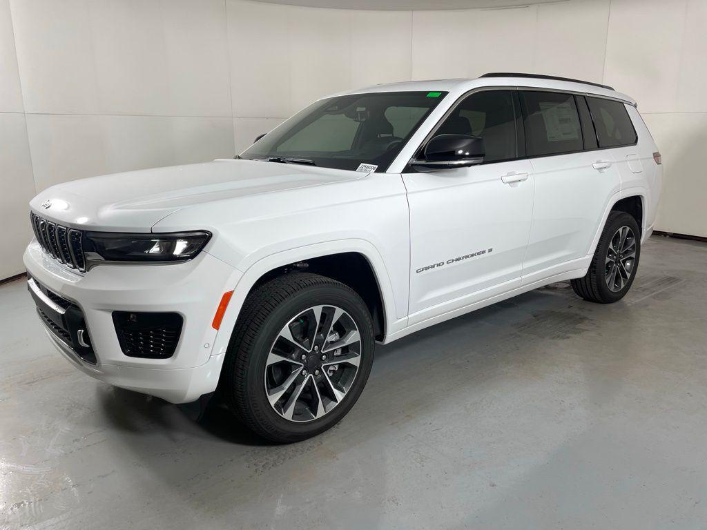 new 2025 Jeep Grand Cherokee L car, priced at $57,885