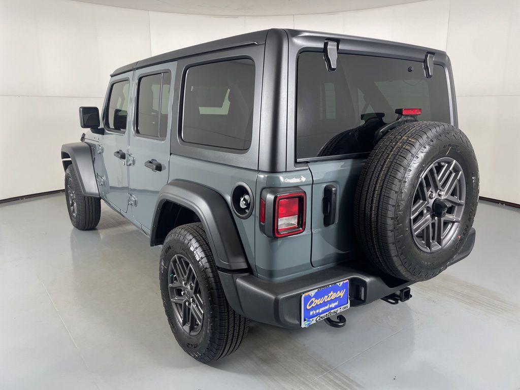 new 2025 Jeep Wrangler car, priced at $41,315
