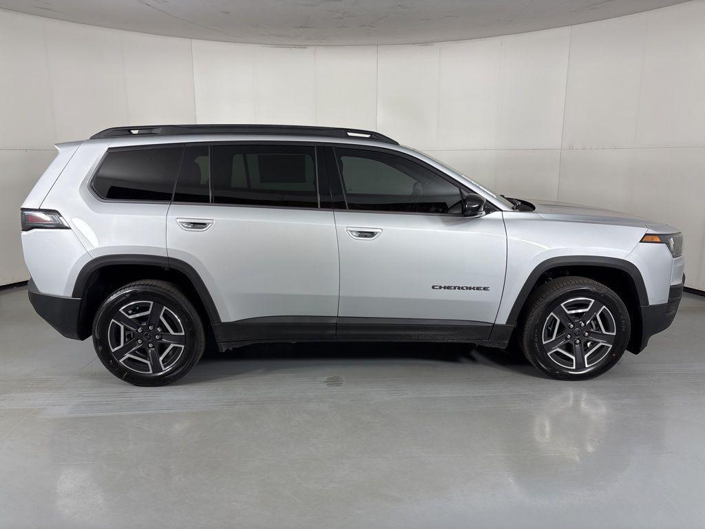 new 2026 Jeep Cherokee car, priced at $36,590