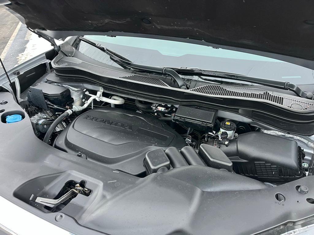 used 2023 Honda Passport car, priced at $32,314