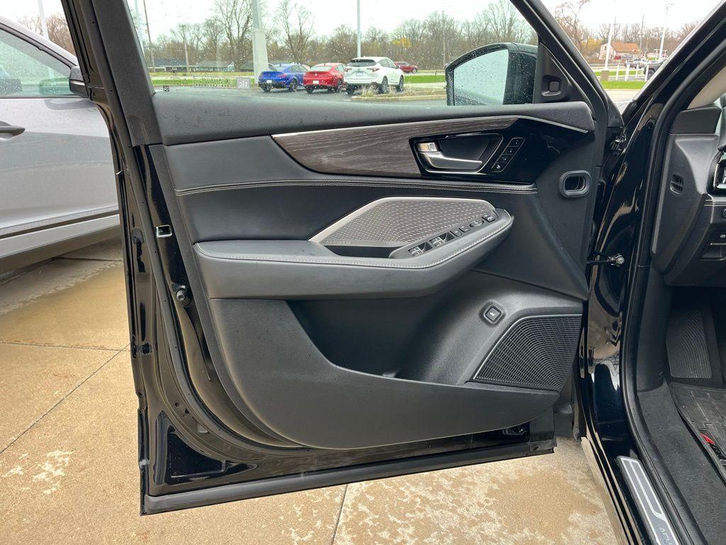 used 2023 Acura MDX car, priced at $42,202
