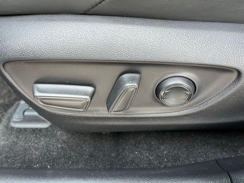 used 2020 Toyota RAV4 Hybrid car, priced at $29,528