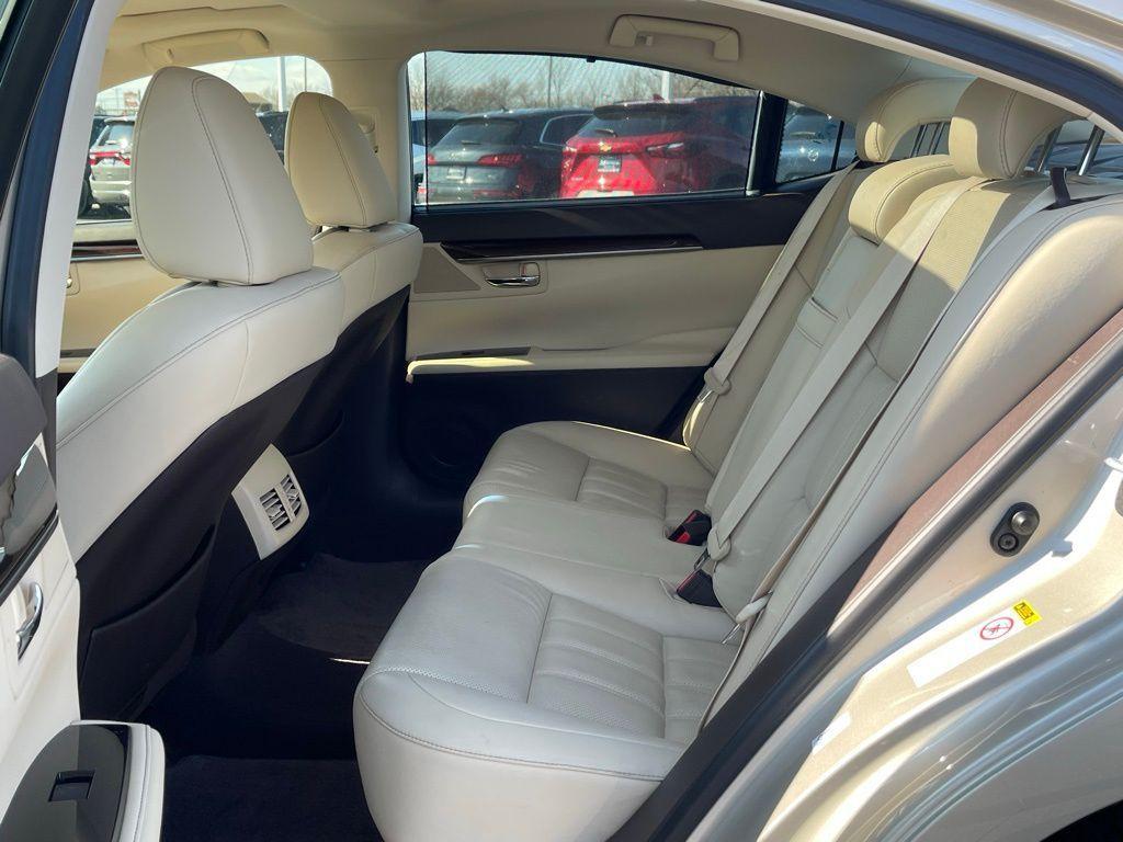 used 2016 Lexus ES 350 car, priced at $19,826