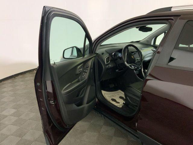 used 2022 Chevrolet Trax car, priced at $16,656