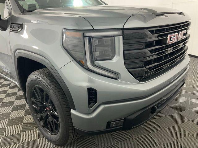 new 2026 GMC Sierra 1500 car, priced at $52,750