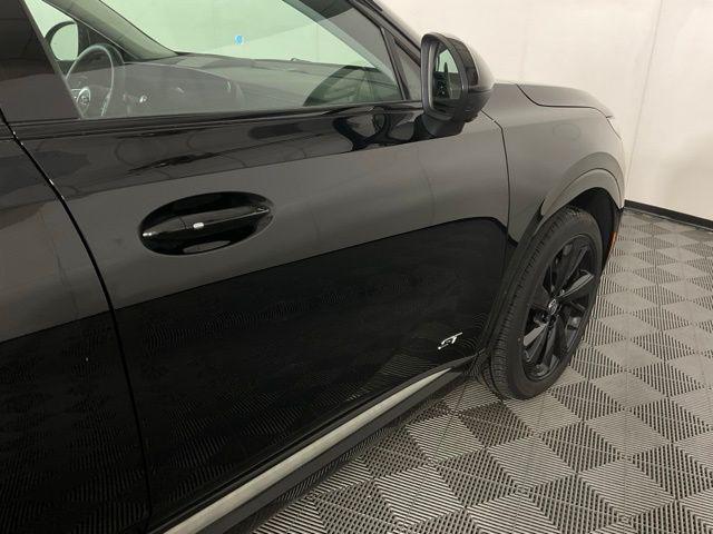 new 2025 Buick Envision car, priced at $42,913