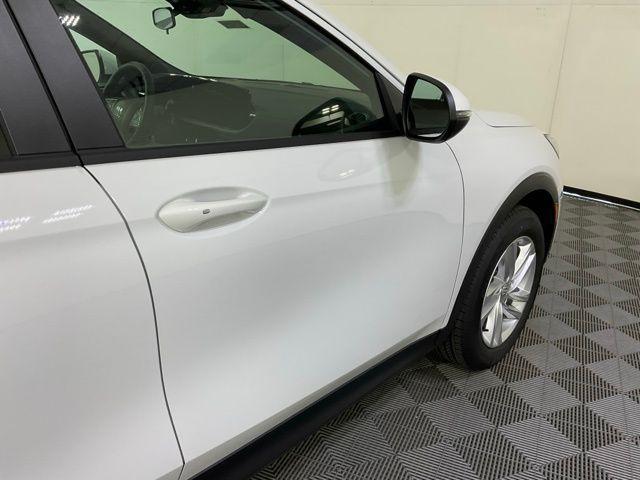 new 2026 Buick Envista car, priced at $28,445