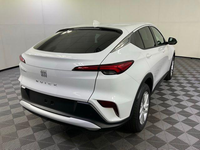 new 2025 Buick Envista car, priced at $25,954