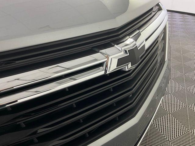 used 2024 Chevrolet Equinox car, priced at $24,426