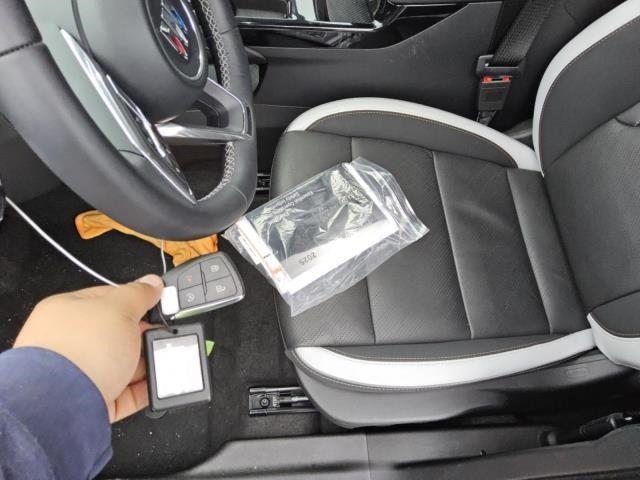 used 2025 Buick Envision car, priced at $30,457