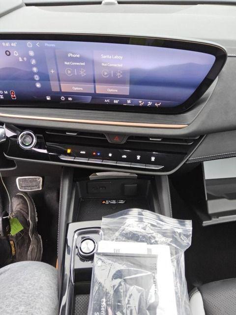 used 2025 Buick Envision car, priced at $30,457