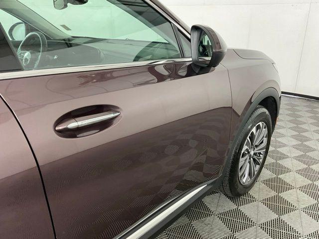 used 2024 Buick Envision car, priced at $28,981