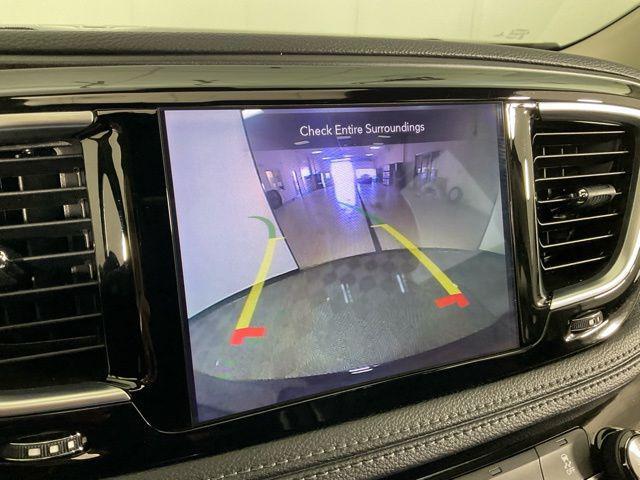 used 2020 Chrysler Pacifica car, priced at $18,934