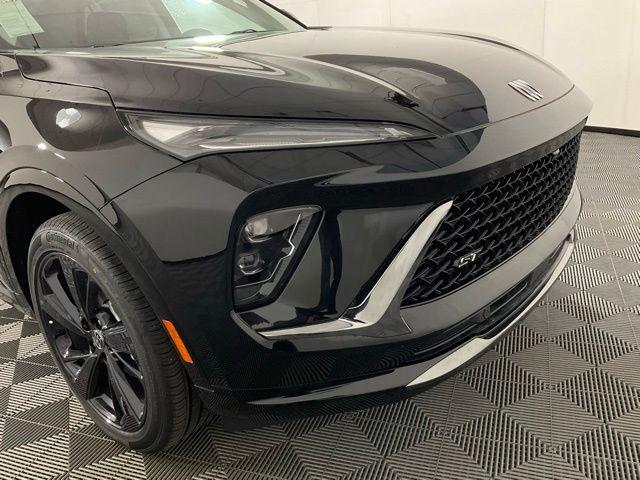 new 2025 Buick Envision car, priced at $44,363